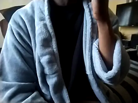 Snapshot of SteedyGee chatting on 06/11/26, 07:17 SteedyGee online show from 06/11/26, 07:17
