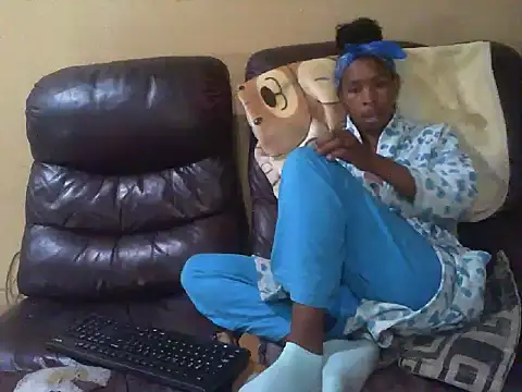 Queen-minaji online show from 04/14/26, 06:30