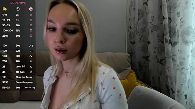 Snapshot of MelodyIllves chatting on 03/30/26, 10:27 MelodyIllves online show from 03/30/26, 10:27