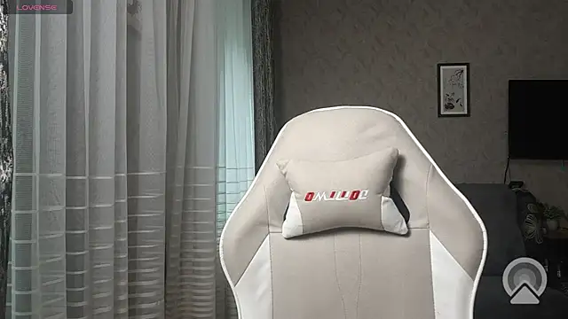 Snapshot of mason_silver chatting on 07/11/26, 08:39 mason silver online show from 07/11/26, 08:39