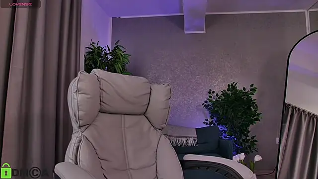 SandraBabeXO online show from 04/15/26, 04:08