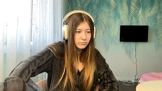 Kate Jomallona online show from 03/31/26, 08:15