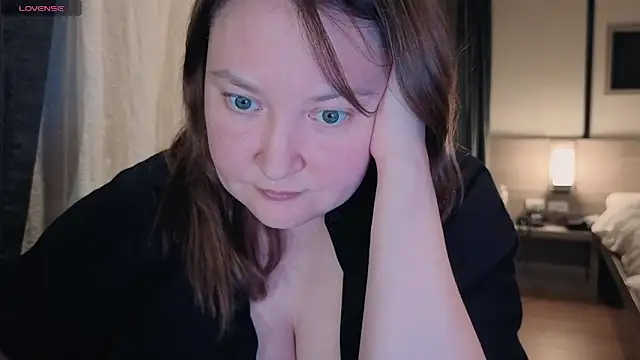 elegant pleasure online show from 04/13/26, 03:06