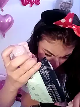 Snapshot of Jade_sexydoll chatting on 04/10/26, 01:27 Jade sexydoll online show from 04/10/26, 01:27