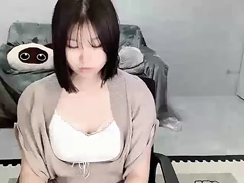 YangYang--baby online show from 04/13/26, 08:42