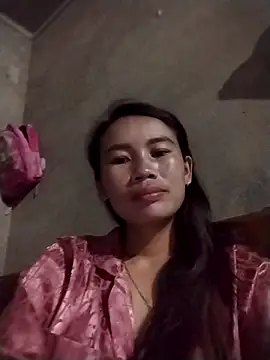 Snapshot of djdddj1 chatting on 04/04/26, 03:49 djdddj1 online show from 04/04/26, 03:49