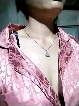 Snapshot of djdddj1 chatting on 04/07/26, 02:17 djdddj1 online show from 04/07/26, 02:17