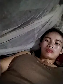 Snapshot of djdddj1 chatting on 04/16/26, 12:28 djdddj1 online show from 04/16/26, 12:28