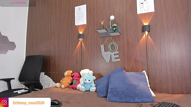  Brittany0 online show from 04/08/26, 12:38