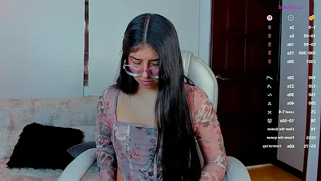 Snapshot of miia_bx chatting on 04/07/26, 01:11 miia bx online show from 04/07/26, 01:11