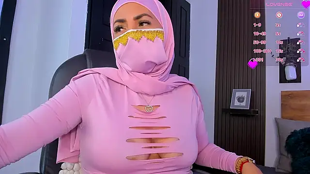 Nailea   online show from 03/31/26, 01:51