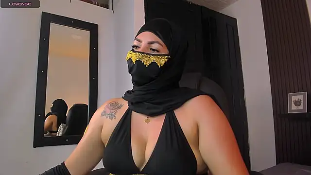 Nailea   online show from 04/13/26, 02:50