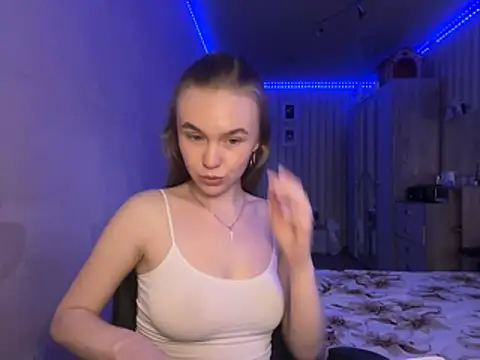 melissashineeee online show from 04/16/26, 11:55