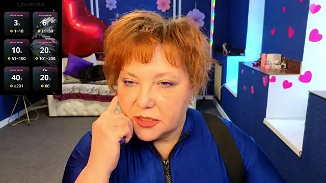 Kira Kingslee online show from 04/10/26, 12:10