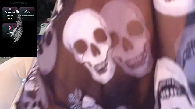 Kira Kingslee online show from 04/13/26, 11:05