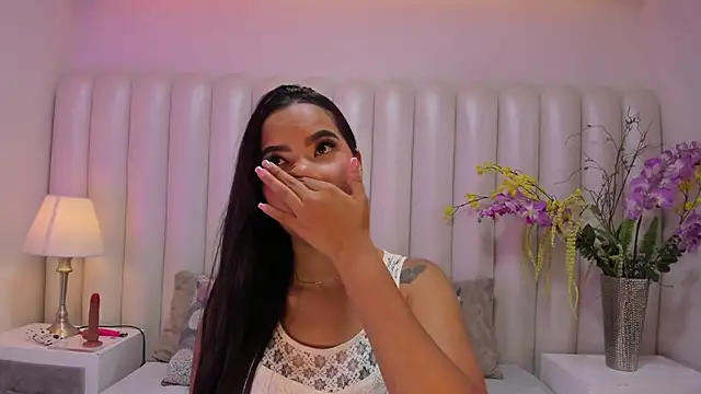 XimenaClass online show from 04/18/26, 06:06