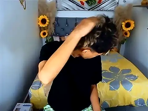 chris evans77 online show from 04/01/26, 01:12