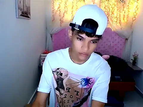 chris evans77 online show from 04/06/26, 12:17