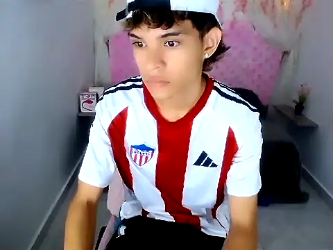 chris evans77 online show from 04/07/26, 01:00