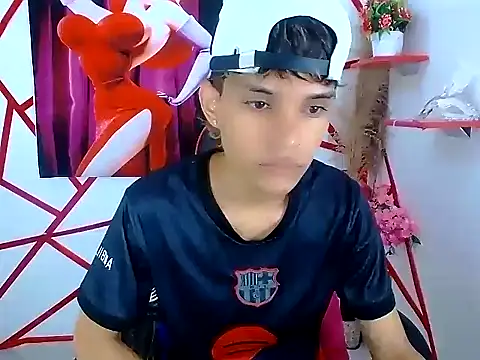 chris evans77 online show from 04/08/26, 01:00