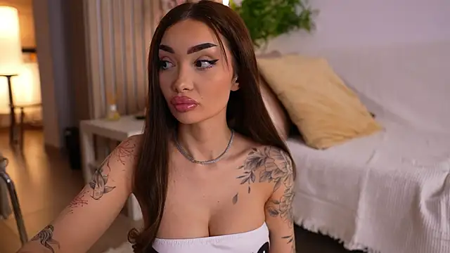 SashaFererra online show from 04/13/26, 06:35