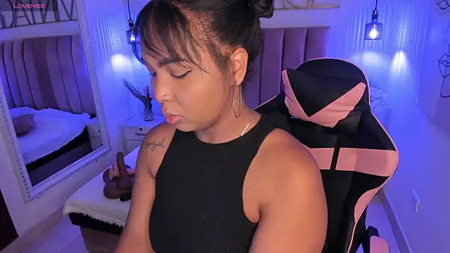 madisoncurt  online show from 07/02/26, 11:49