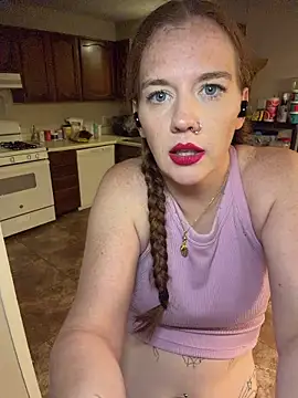 RoxyRedXO12 online show from 04/11/26, 04:17