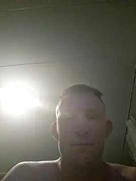 Snapshot of rokosz chatting on 06/28/26, 01:55 rokosz online show from 06/28/26, 01:55