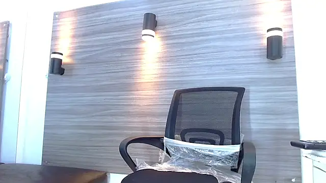 LuckyBluex online show from 03/28/26, 05:51