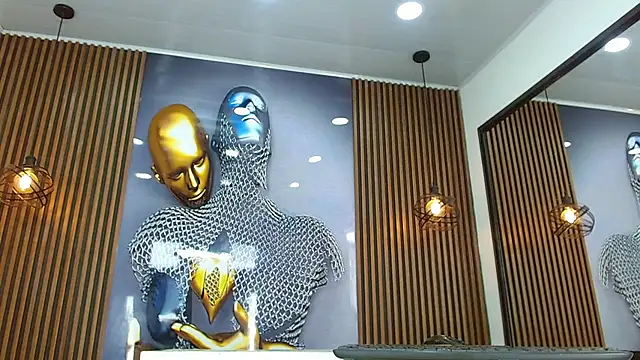 LuckyBluex online show from 04/16/26, 07:36