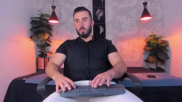 Snapshot of martin_foster_ chatting on 03/31/26, 03:41 martin foster online show from 03/31/26, 03:41