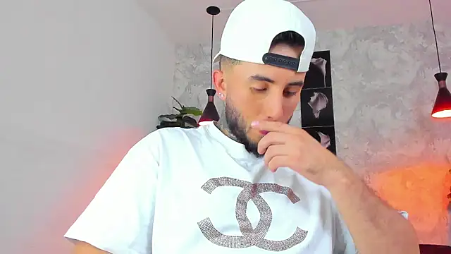 Snapshot of martin_foster_ chatting on 04/13/26, 08:58 martin foster online show from 04/13/26, 08:58