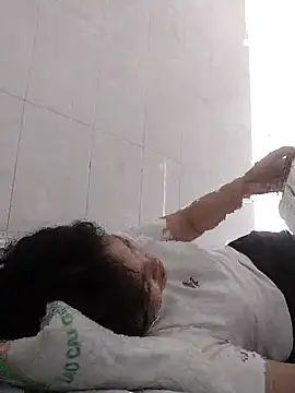 Saryloveparadise online show from 04/07/26, 08:15