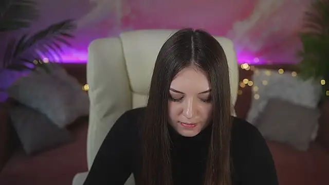 LindsyRawr online show from 04/06/26, 07:04