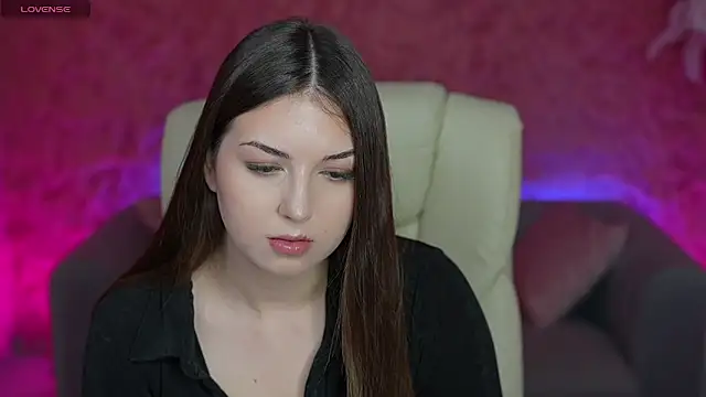 LindsyRawr online show from 06/02/26, 07:32