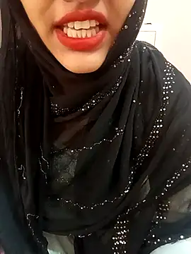 Miss Noor   online show from 05/17/26, 05:27