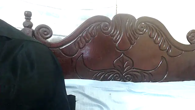 Snapshot of emmytease chatting on 04/12/26, 10:09 emmytease online show from 04/12/26, 10:09