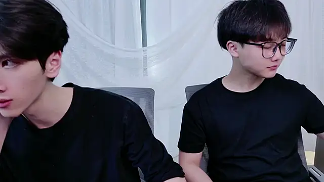 Dkcolo online show from 06/02/26, 07:43