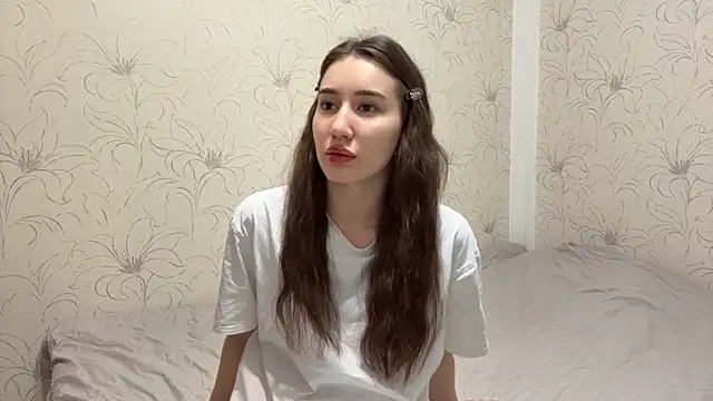 Snapshot of NamiLoon chatting on 04/01/26, 04:02 NamiLoon online show from 04/01/26, 04:02