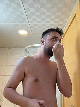 Arin21201 online show from 04/11/26, 12:42