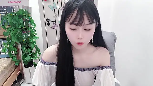 Dear-yuner online show from 05/25/26, 12:27