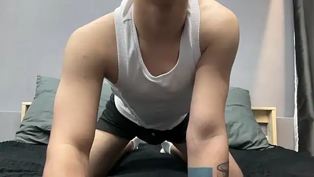 MaxWoolf online show from 04/11/26, 04:33