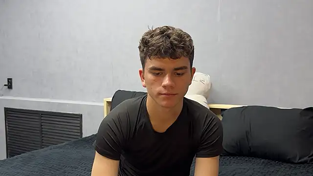 MaxWoolf online show from 05/24/26, 04:56