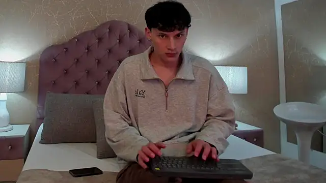 LephyStar online show from 04/10/26, 03:34