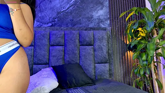 Snapshot of Amaia_aa_ chatting on 04/01/26, 07:22 Amaia aa online show from 04/01/26, 07:22