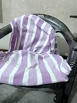 Mumbai hoty online show from 04/09/26, 06:24