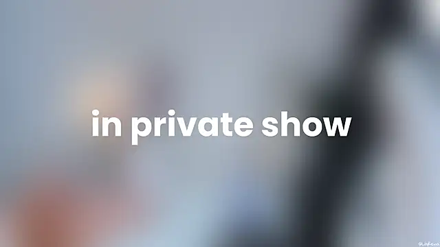 LilyReina online show from 04/15/26, 07:58