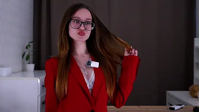 Snapshot of sinfulThea chatting on 04/11/26, 11:14 sinfulThea online show from 04/11/26, 11:14