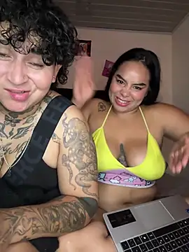 lunaa love online show from 04/08/26, 12:43