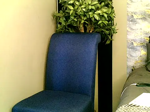 FreakyBUNNYWORXXX online show from 04/14/26, 01:17